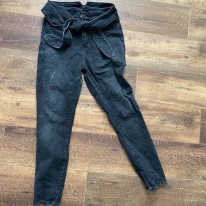 A&F ultra high rise skinny with tie waist - 27 / 4